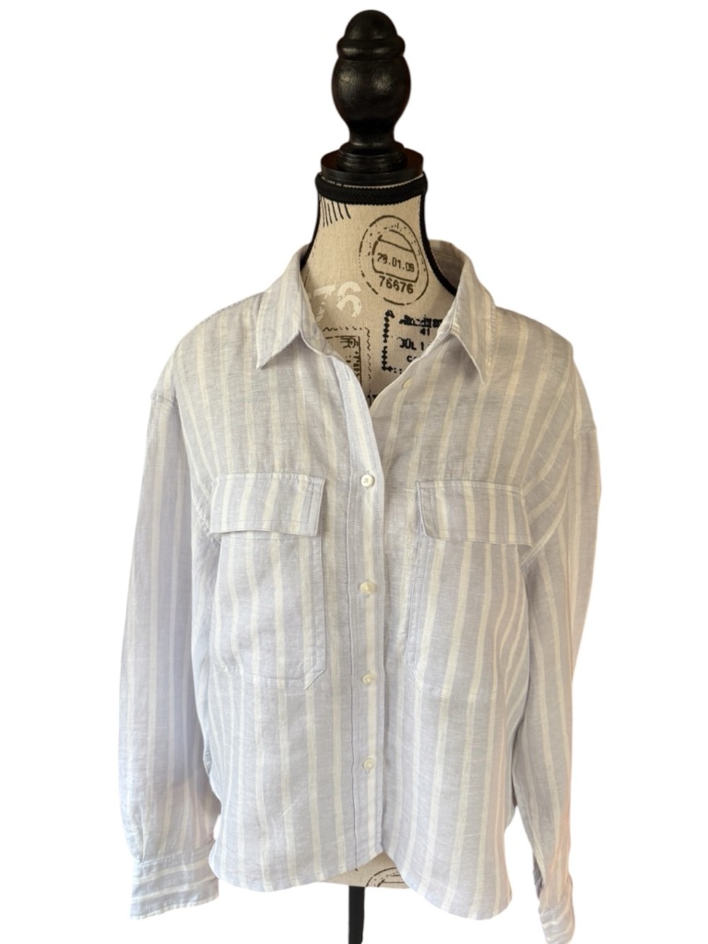 Gap 100% Linen Cropped Button Up Shirt • Light Blue Stripe • Medium
